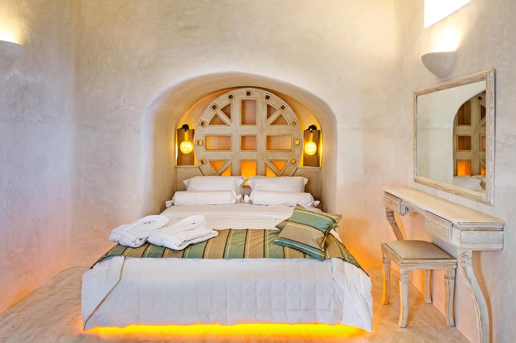 santorini luxury villas