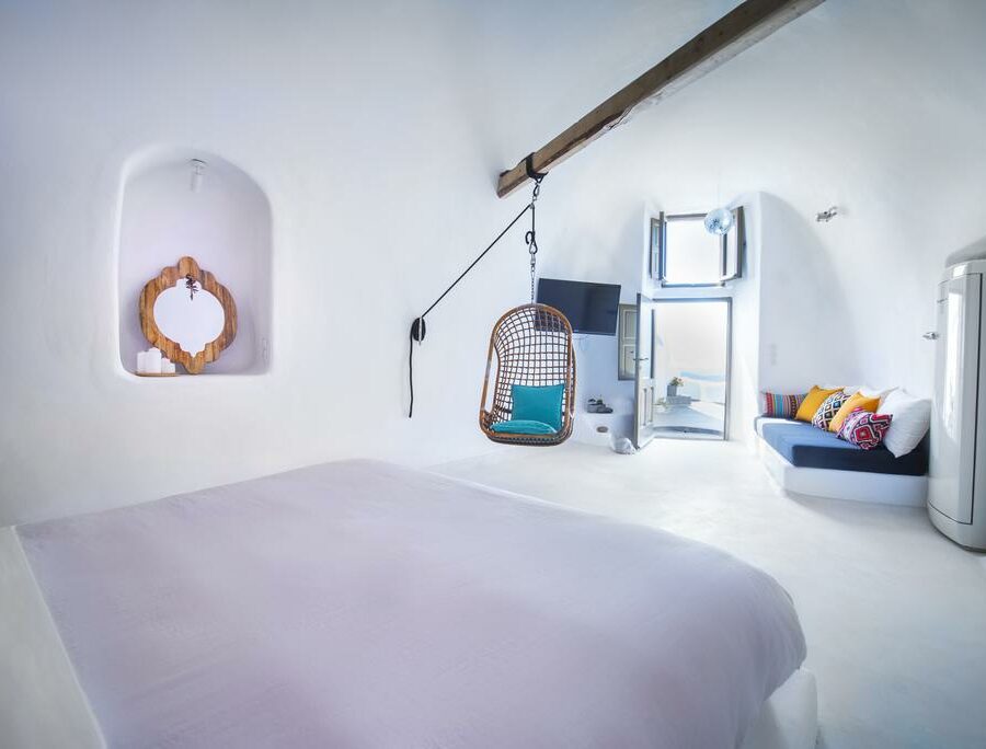 bedroom-sophia-suites