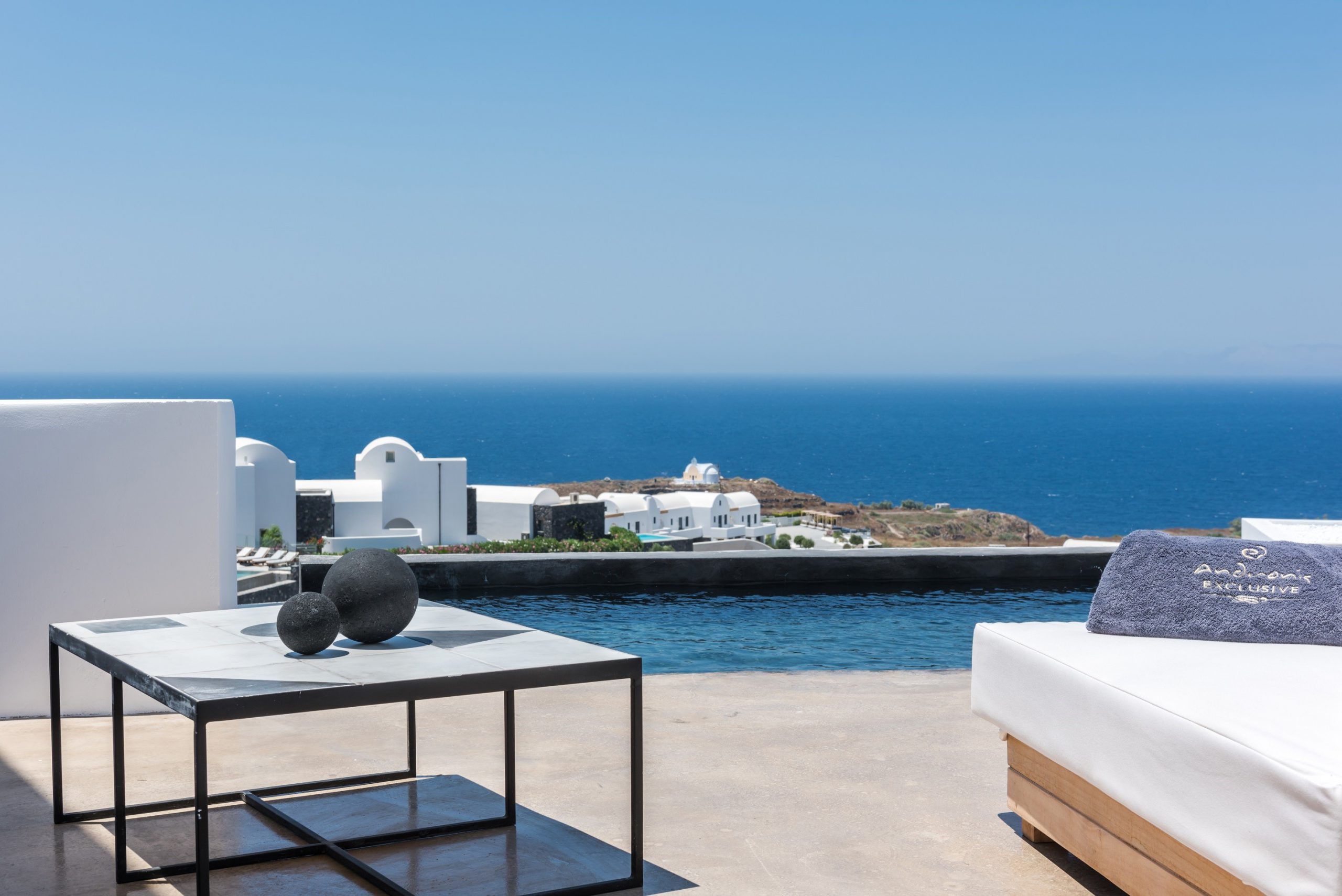 oia villas santorini