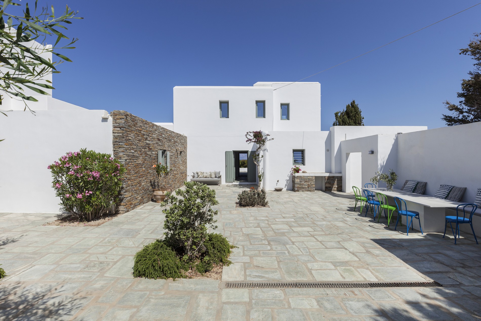 entrance santa maria villa paros