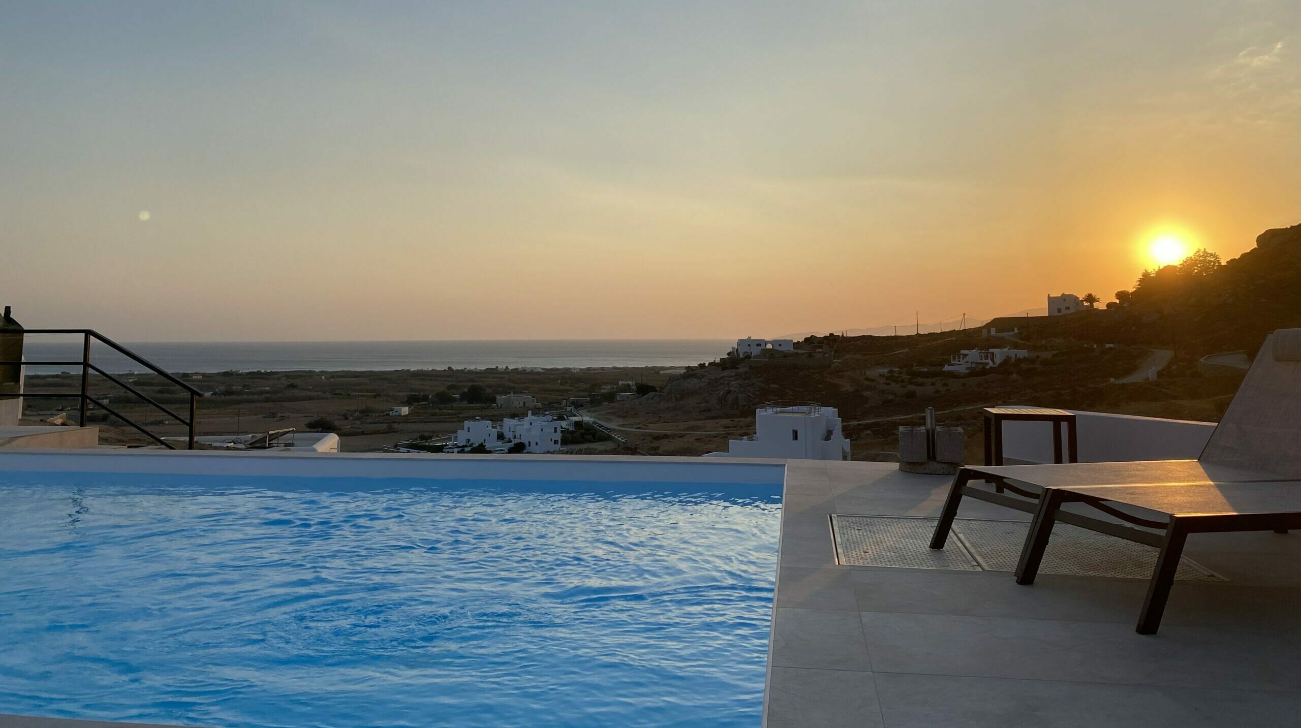 naxos villas rentals