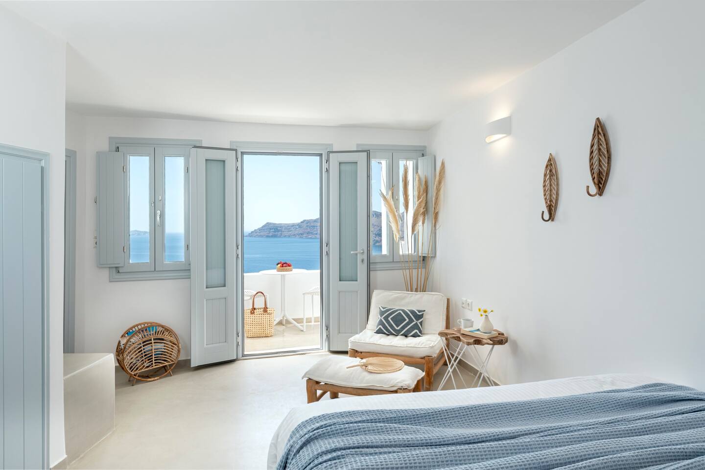 caldera houses oia santorini interiors