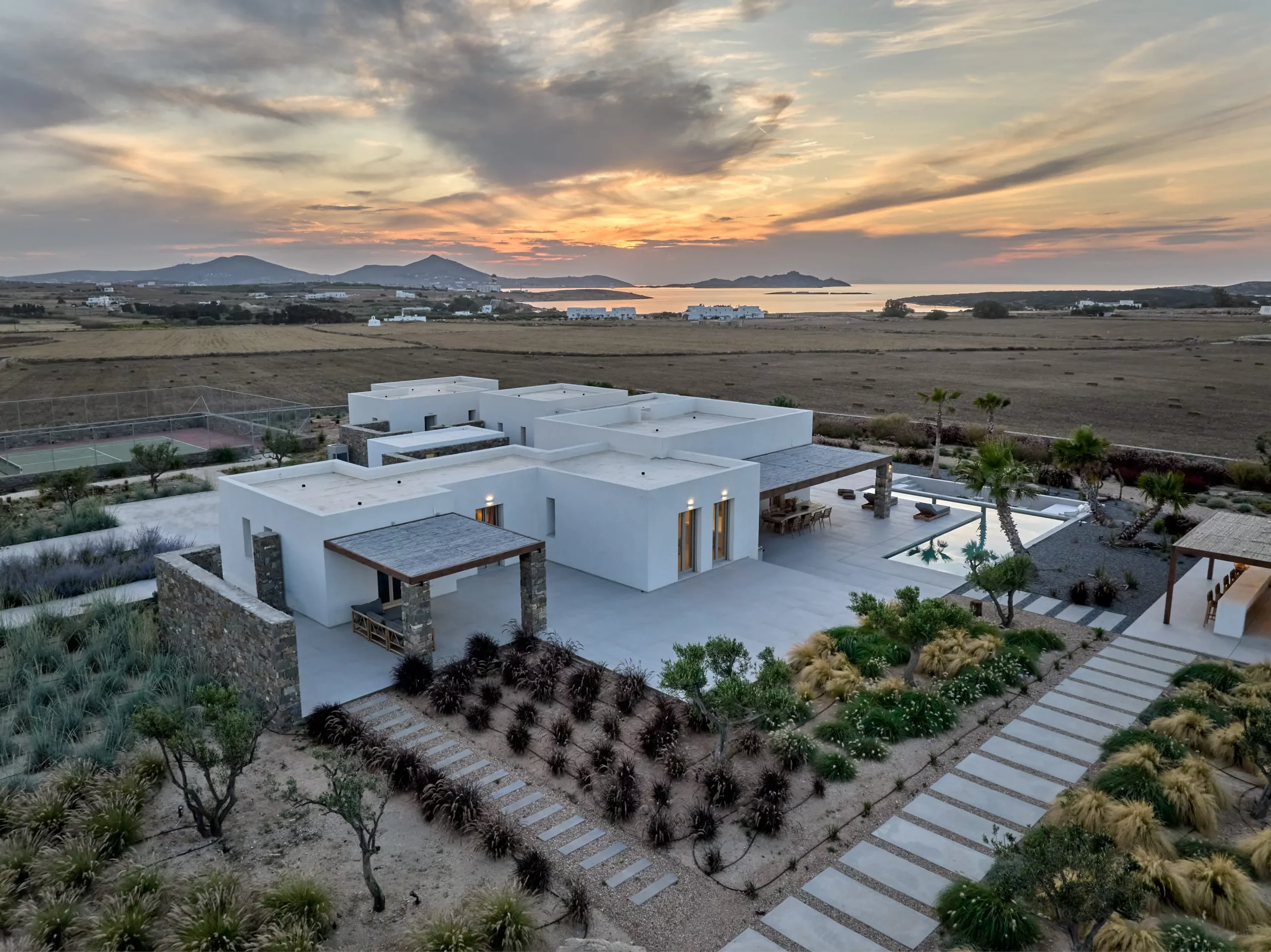 sundown villa jardin Santa Maria Paros