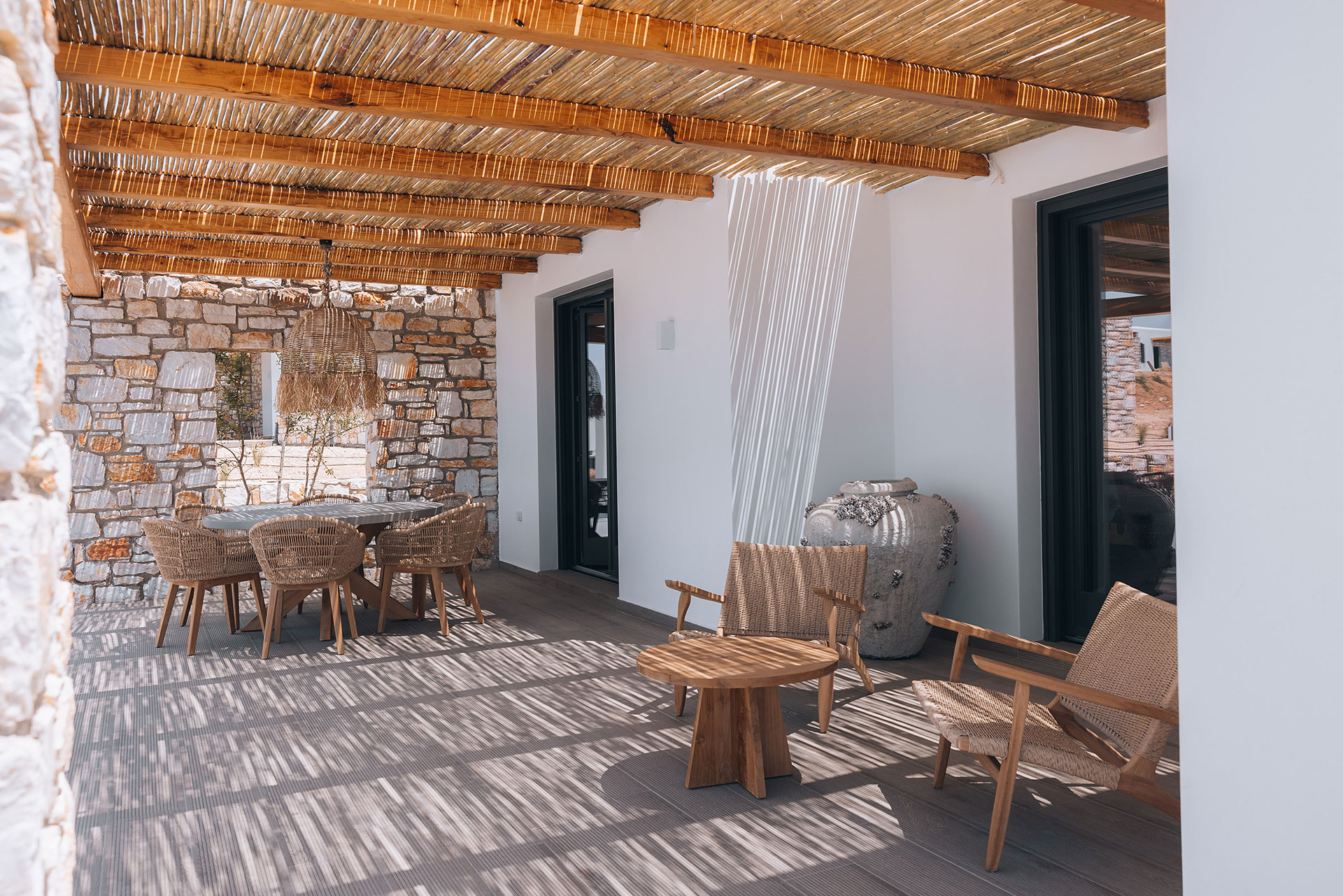 Villa Sky Anargyri paros dining area