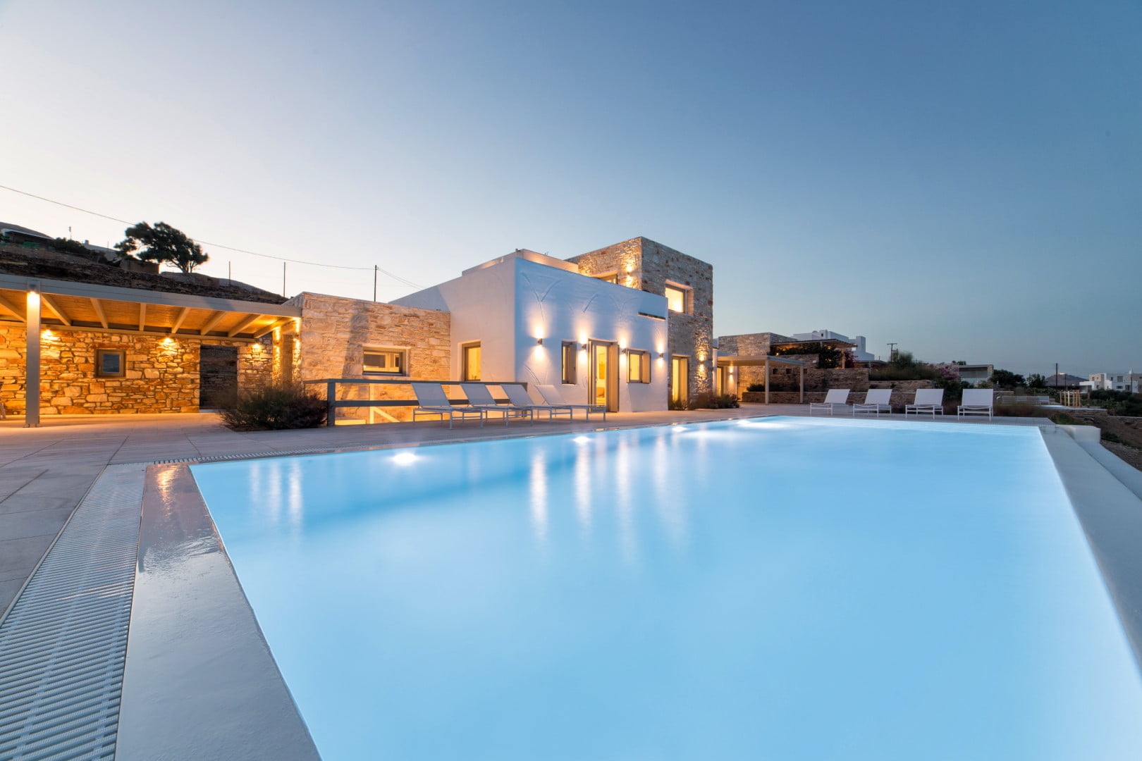 villa leo golden beach paros