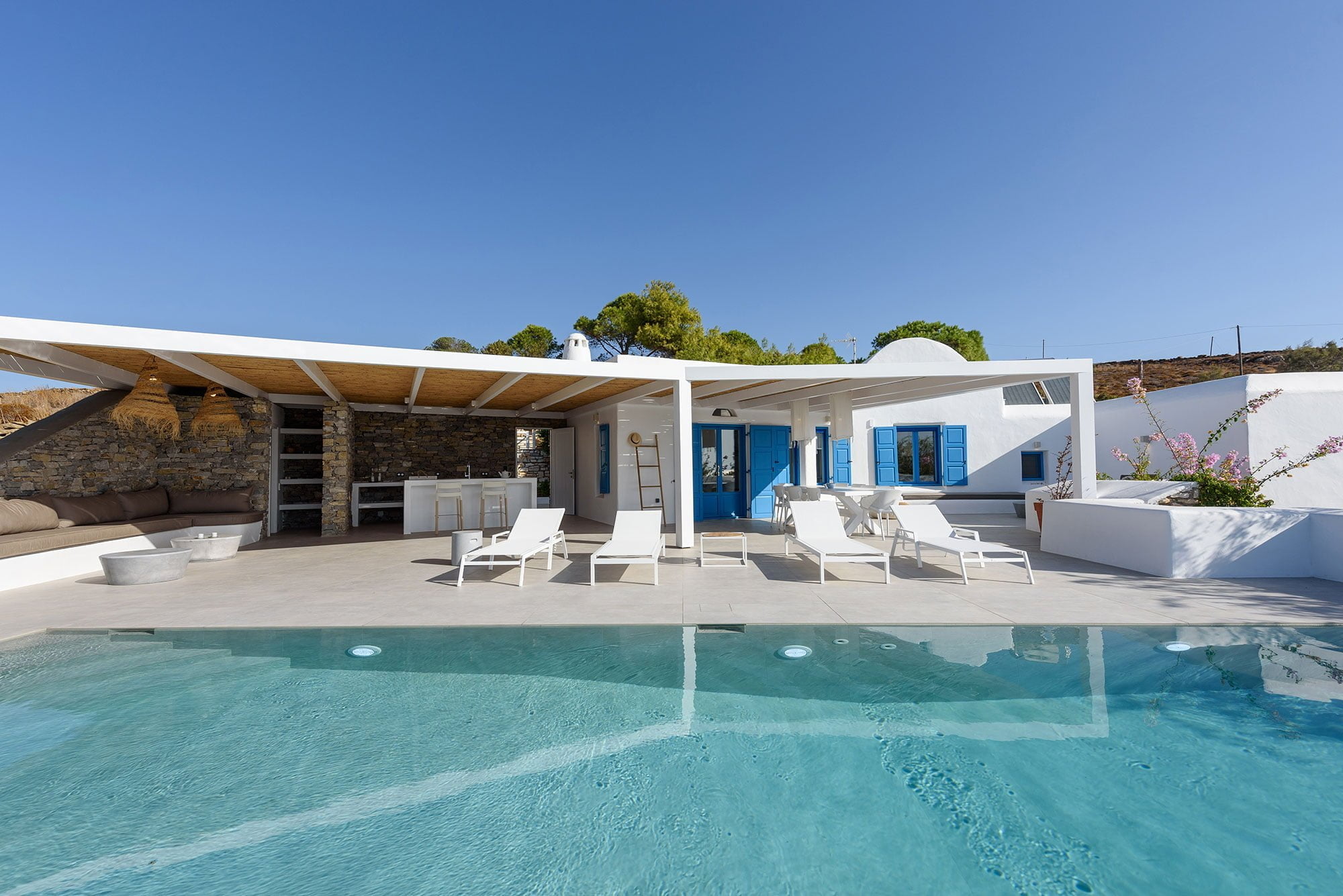 villa jasmina golden beach paros pool