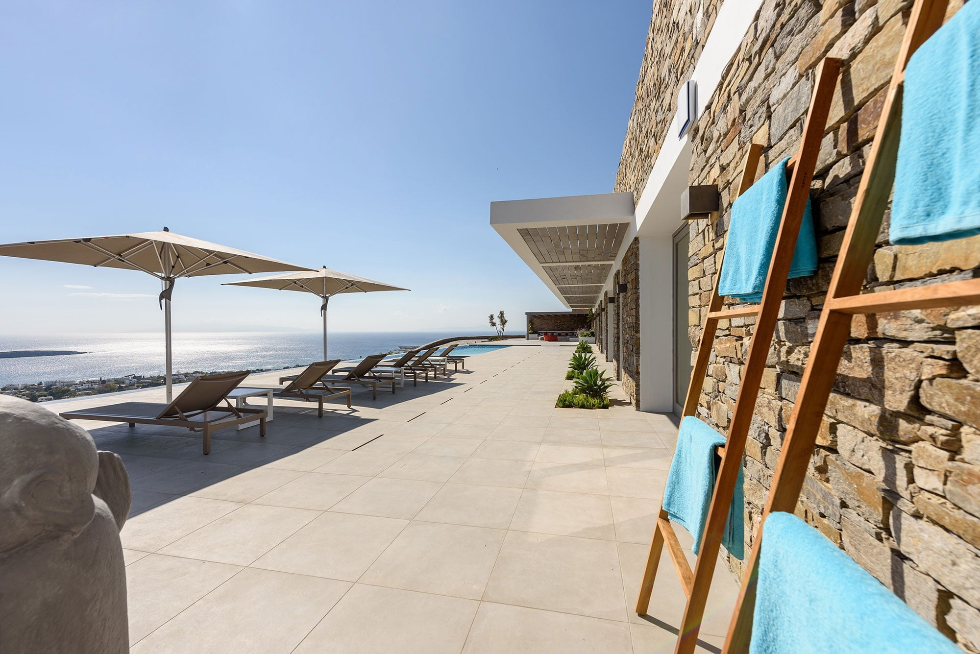 terrace kofos golden bay paros