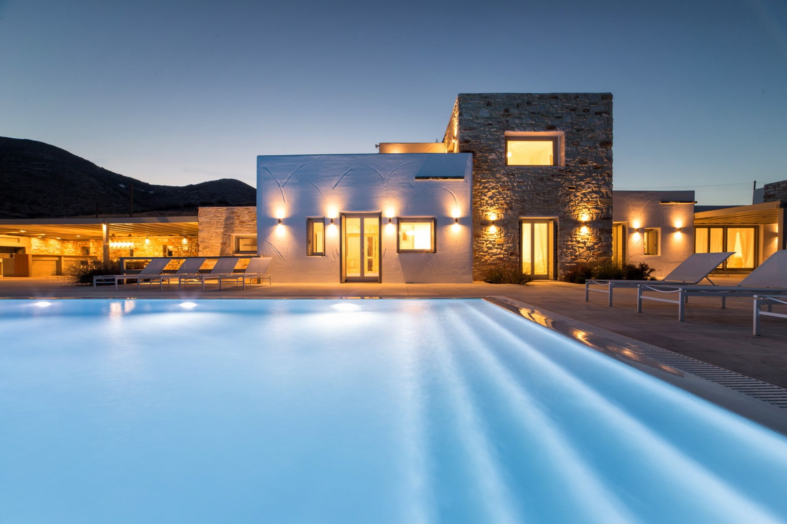 villa leo golden beach paros