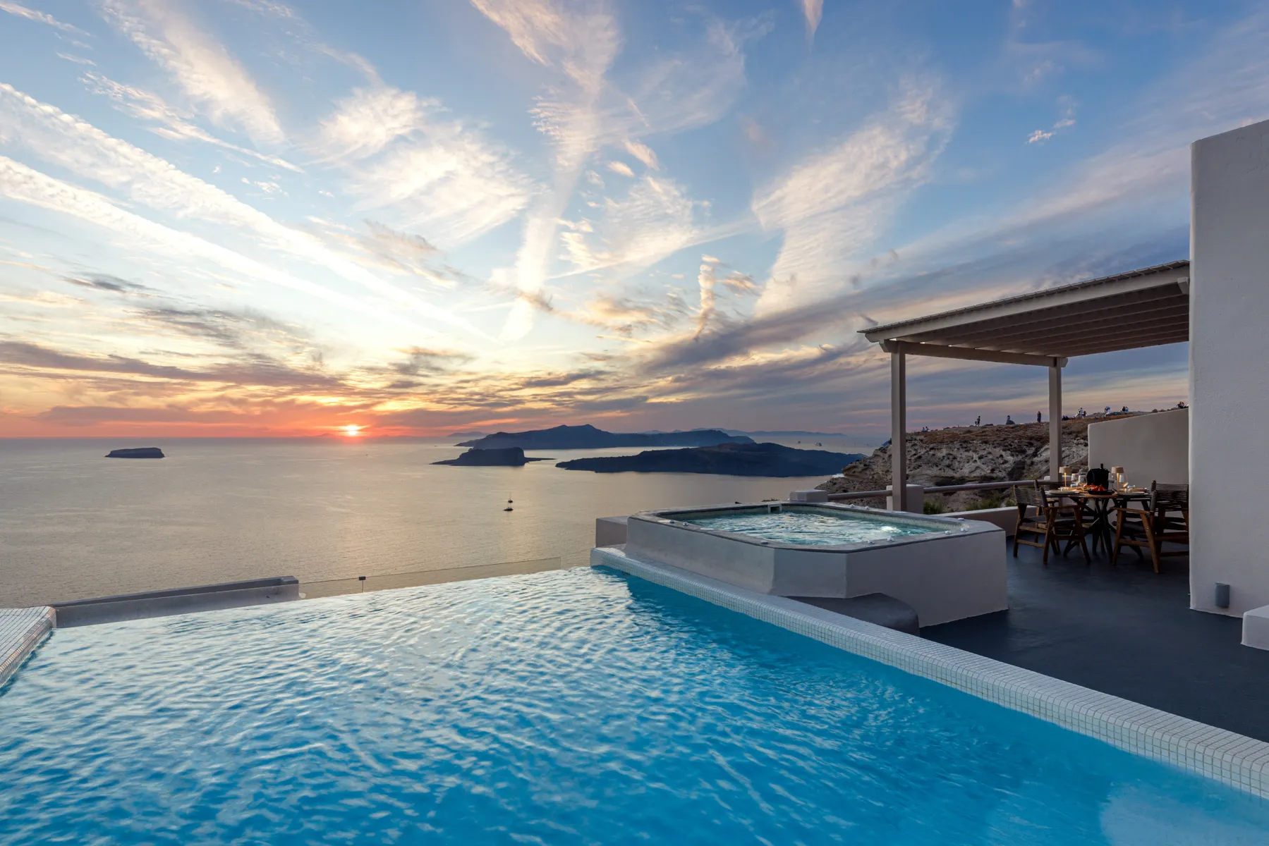 santorini villas infinity pool