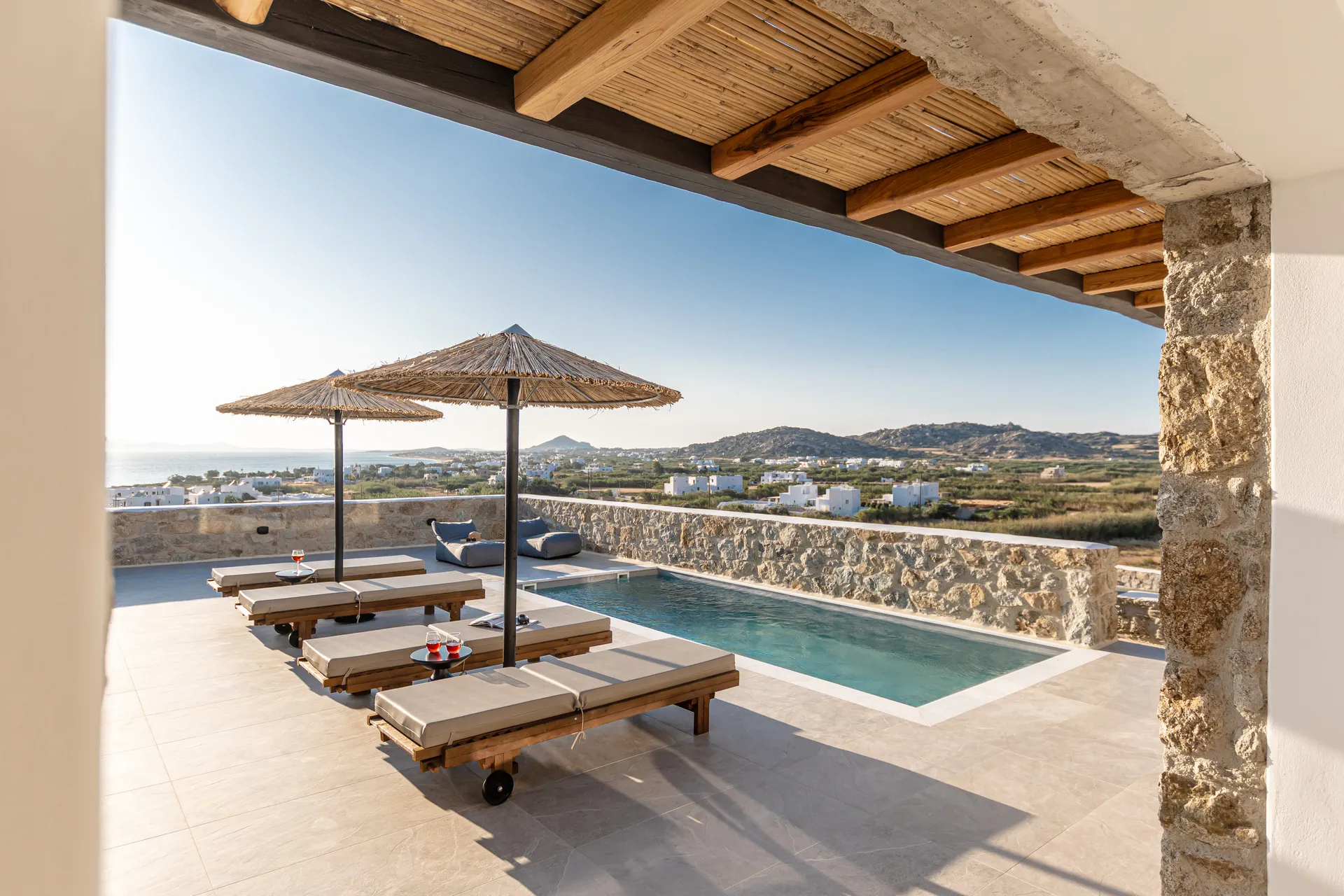 naxos plaka beach villas