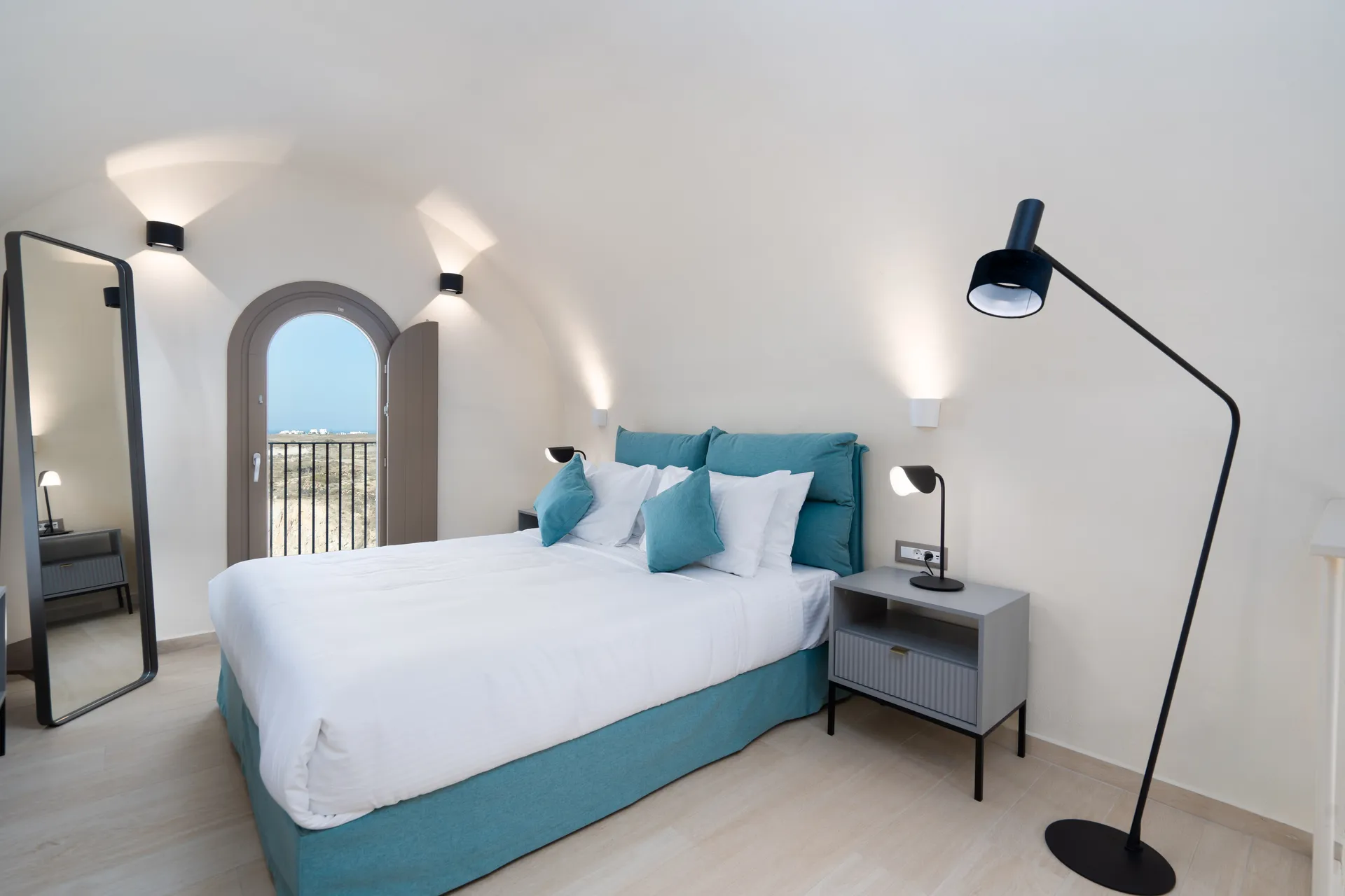 the residence Akrotiri santorini 2 bedroom villa double room
