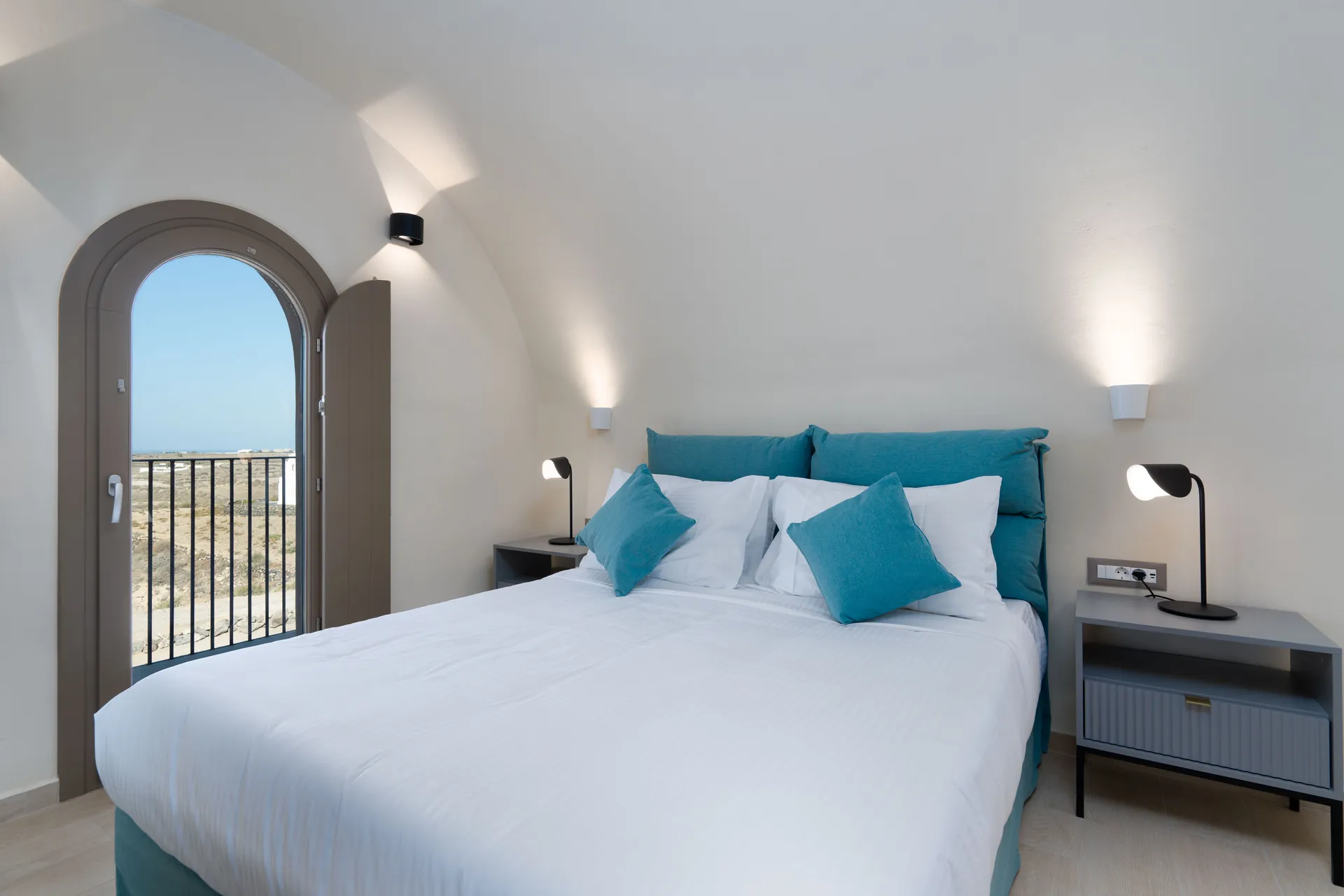 the residence Akrotiri santorini 2 bedroom villa