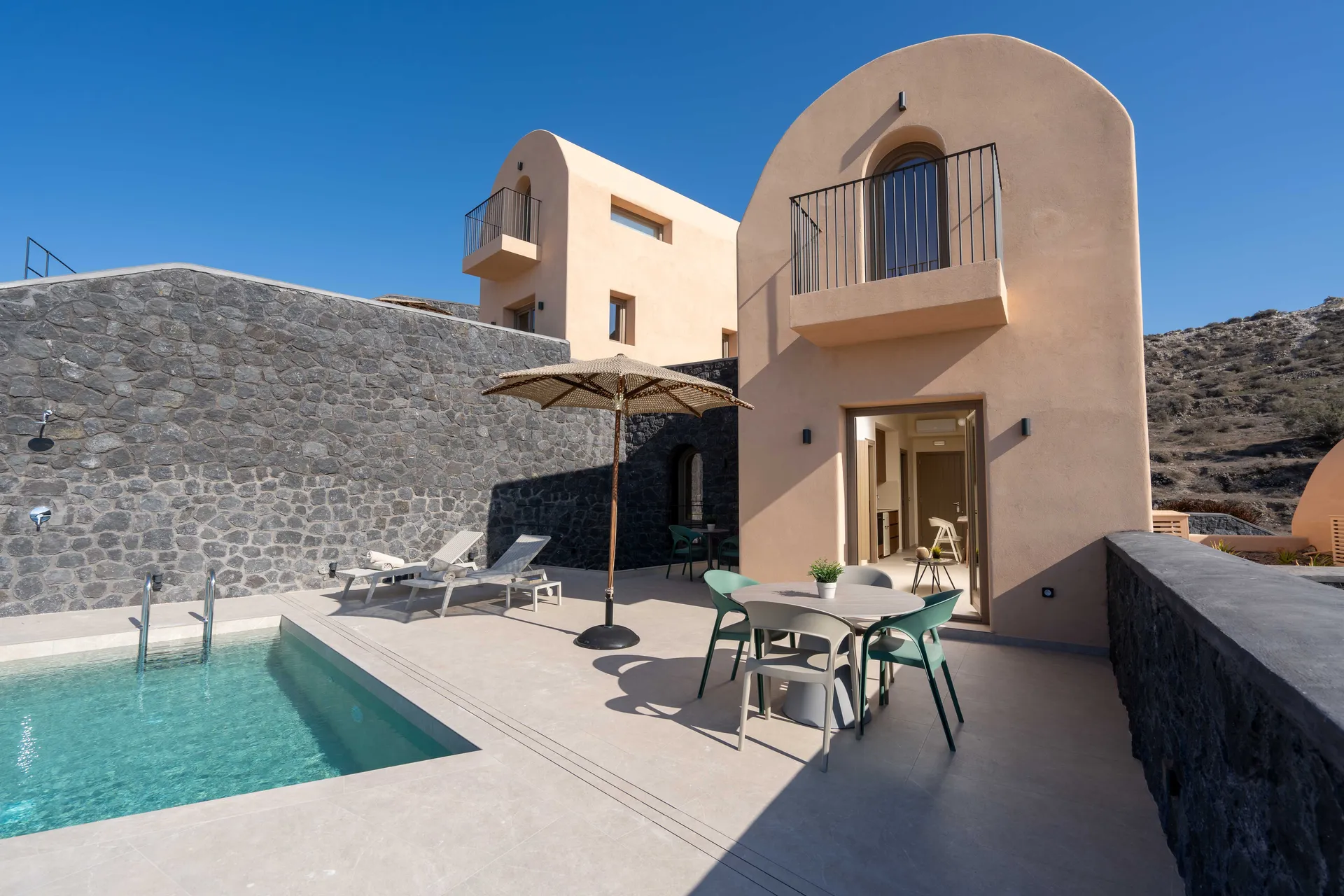 the residence Akrotiri santorini 2 bedroom villa pool