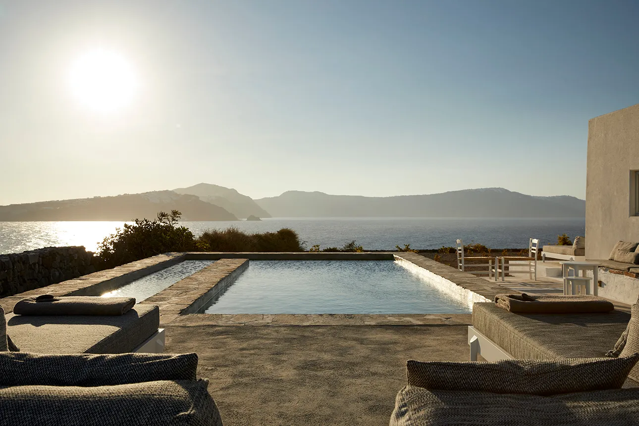 Santorini Villas therasia